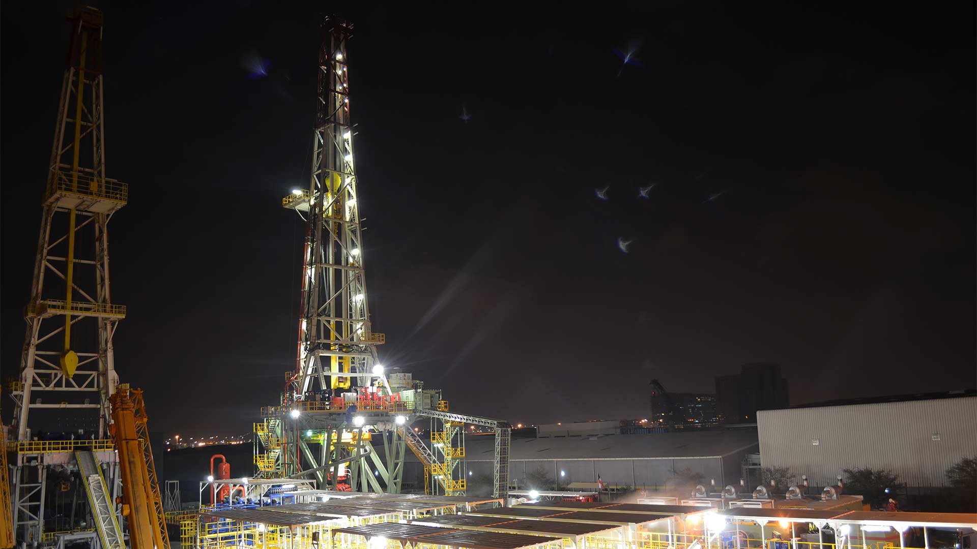 A rig at night