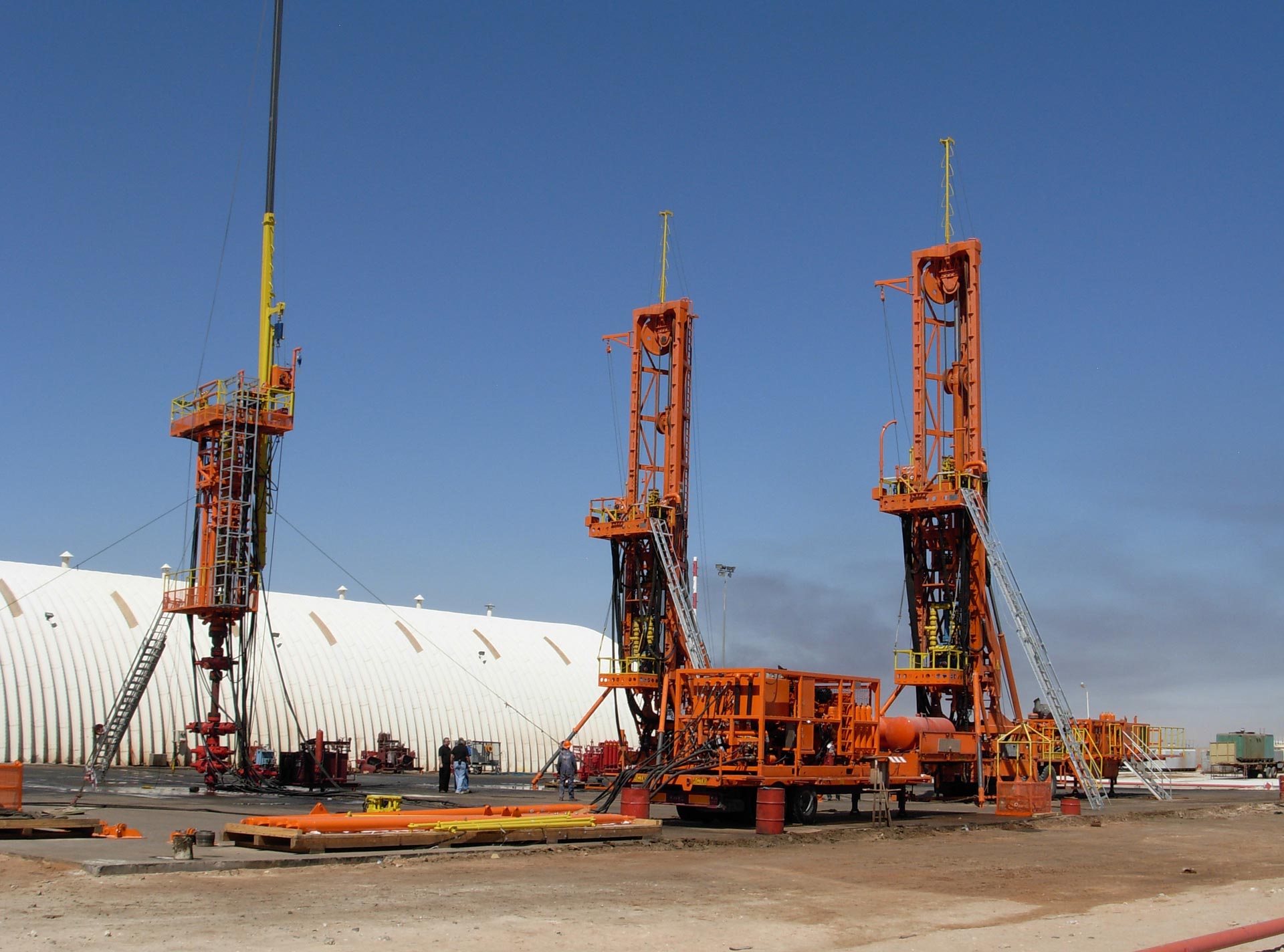 Hydra Rig Snubbing Unit on site