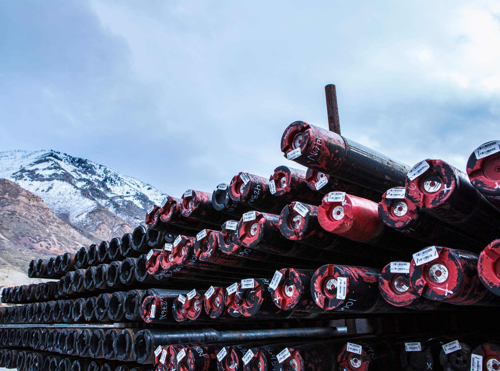 IntelliServ tags on stacks of pipeline