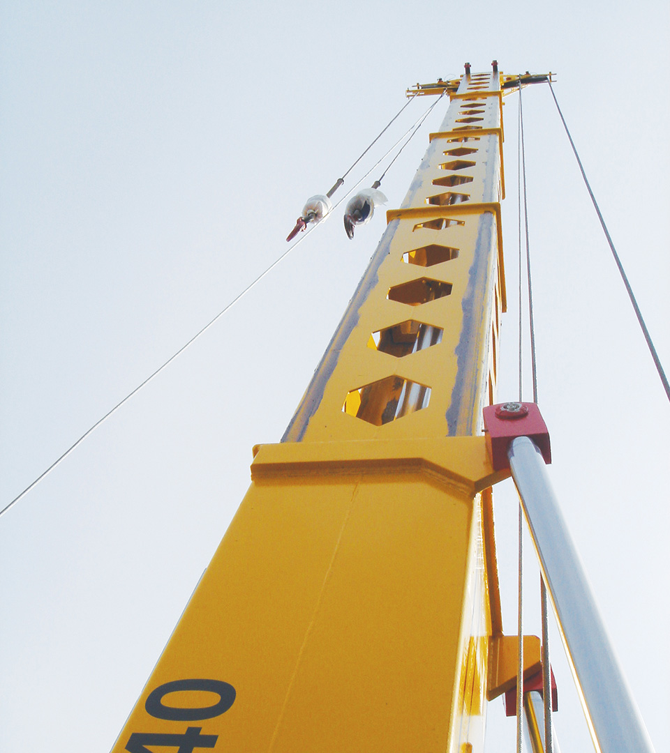 47-ft HighReach Mast | NOV