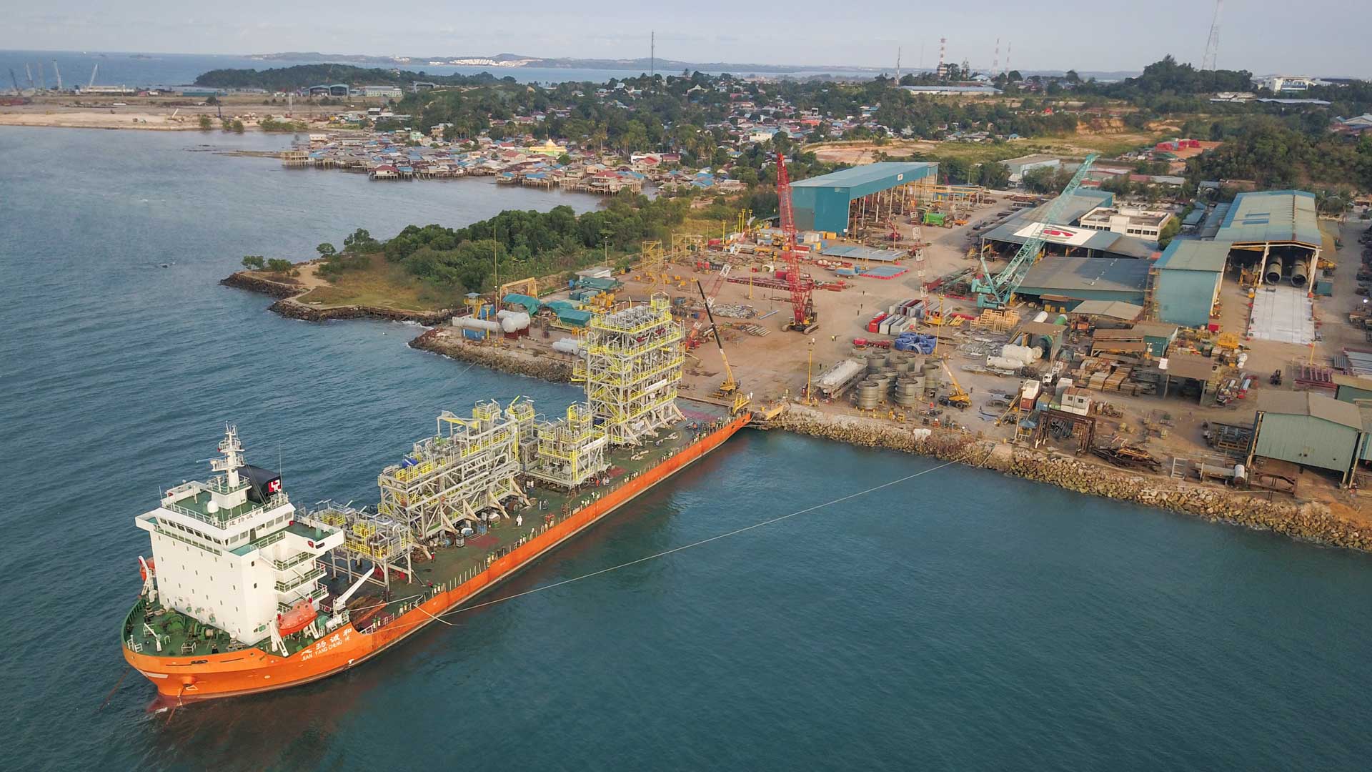 FPSO Helang at port
