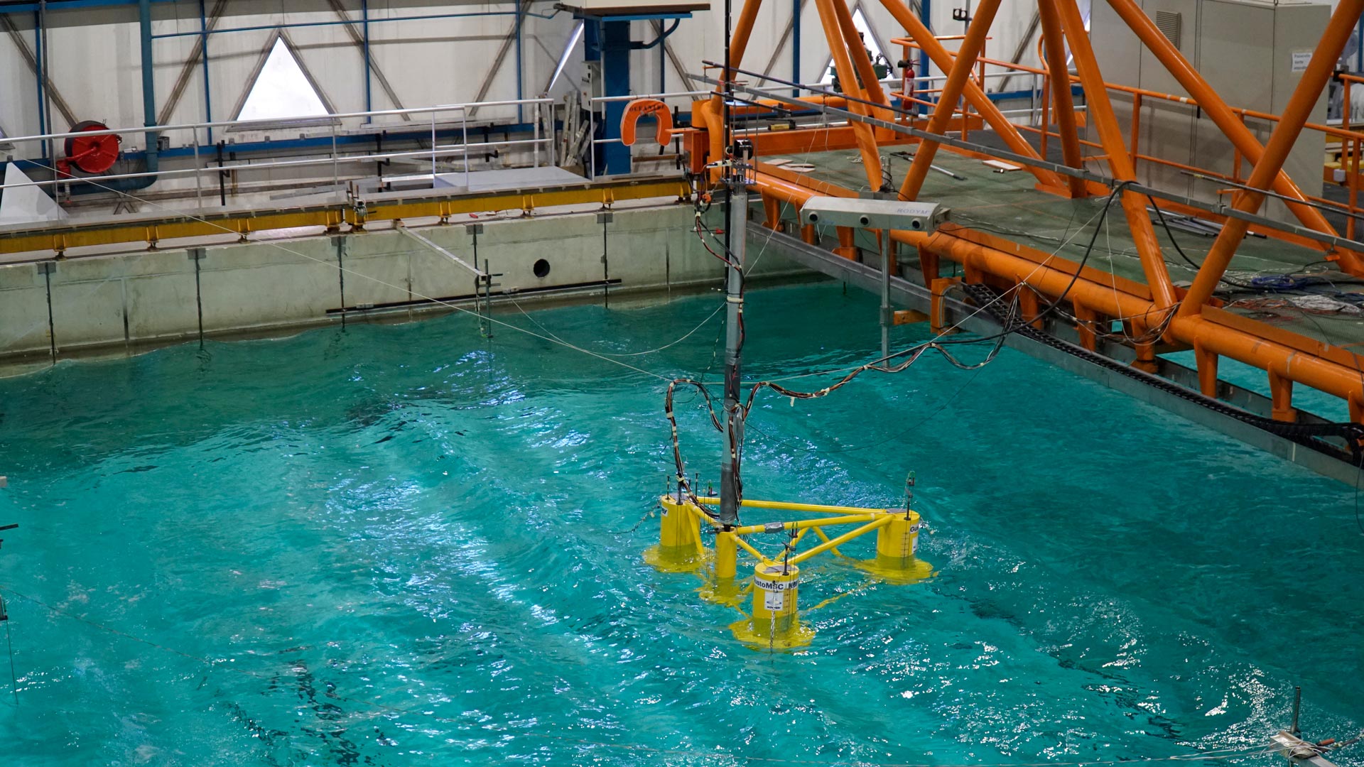 Tri Floater model test