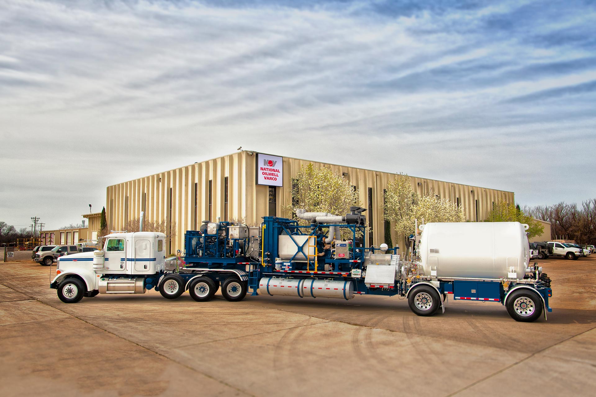 Side view of Trailer-Mounted Nitrogen Unit